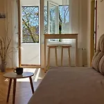 Hideaway Near Centre *