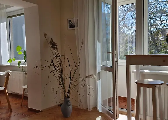 Hideaway Near Centre